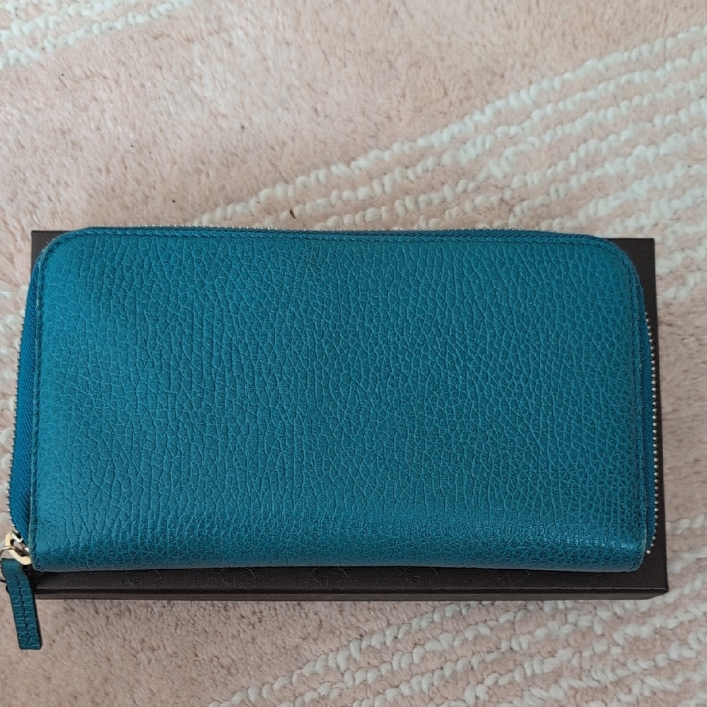 Gucci Interlocking G Logo Leather Continental Wallet - Picture 2 of 8